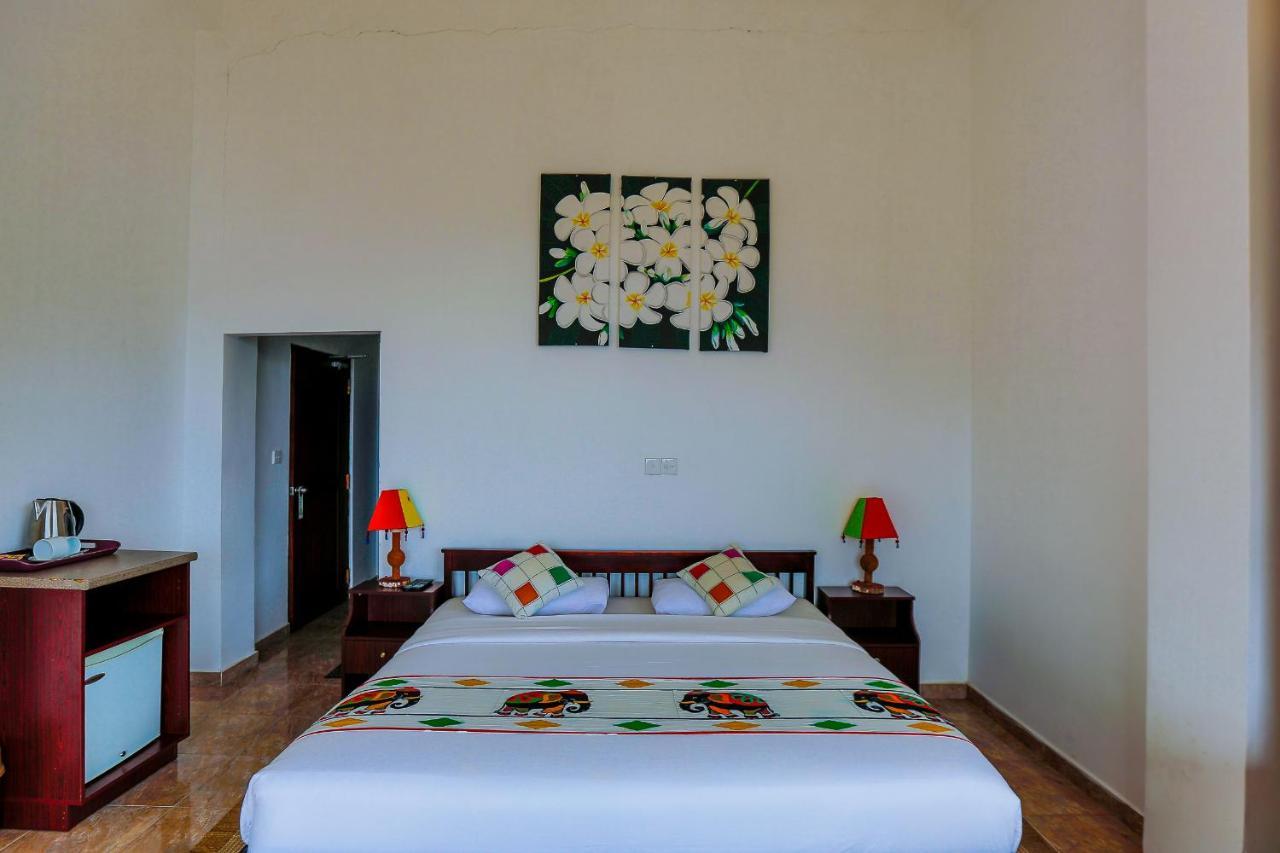 Thuruliya Hotel Рамбода Экстерьер фото